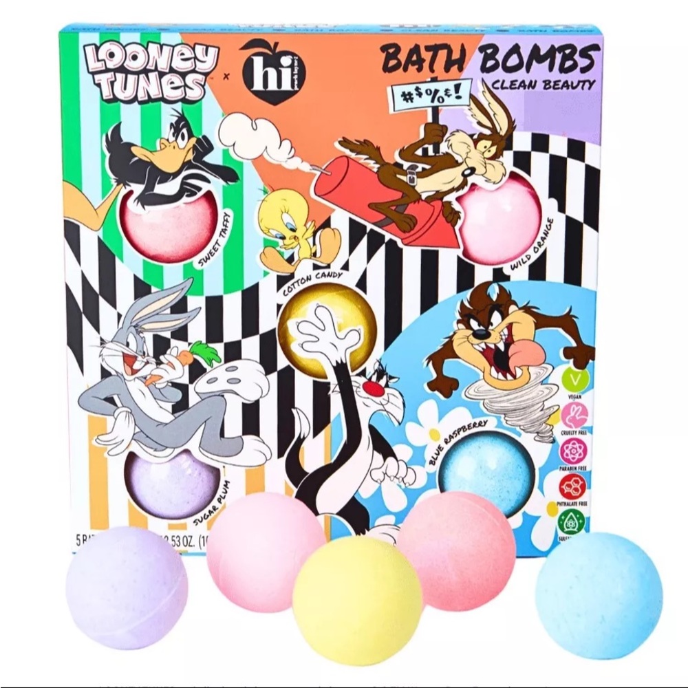 Hi Peach Layne X Looney Tunes Characters 5-Piece Bath Bomb Set 3.53 oz Gift Set